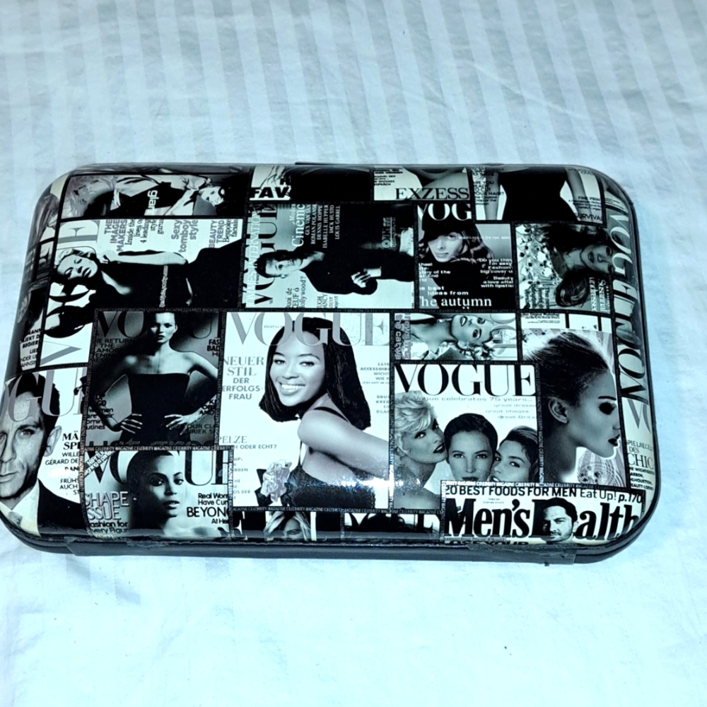 Vogue Clutch